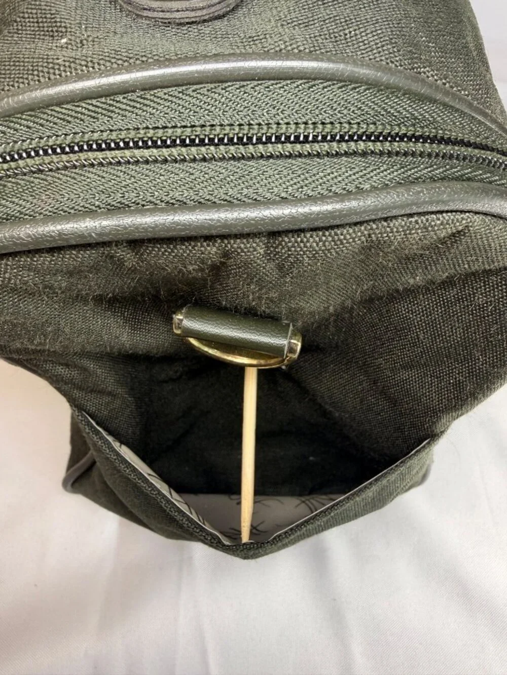 Diane Von Furstenberg DVF Black Canvas Travel Bag Toiletry Cosmetic Case Gold Lo